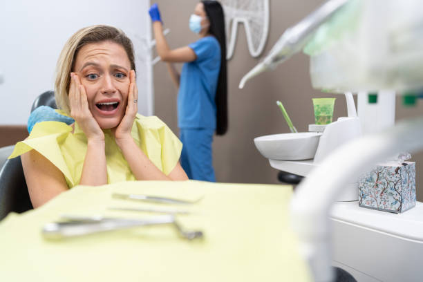 Best Cracked Tooth Emergency Dentist  in Clifton, IL